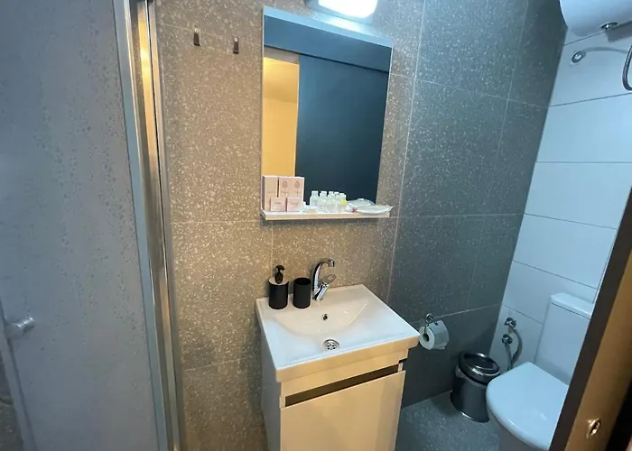 Mr. In Ortakoy , North + Wifi + Netflix