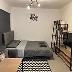 Mr. In Ortakoy , North + Wifi + Netflix Nicosia