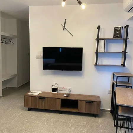 דירה Mr. In Ortakoy , North + Wifi + Netflix ניקוסיה