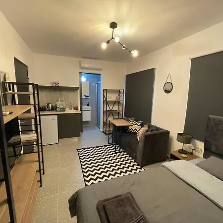 דירה Mr. In Ortakoy , North + Wifi + Netflix *