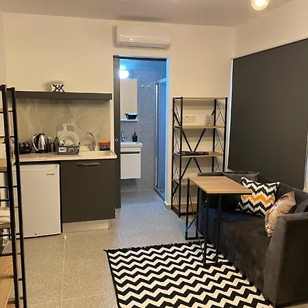 Mr. In Ortakoy , North + Wifi + Netflix ניקוסיה