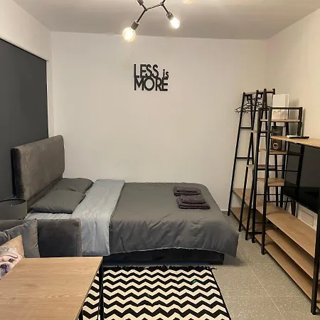 Mr. In Ortakoy , North + Wifi + Netflix Nicosia