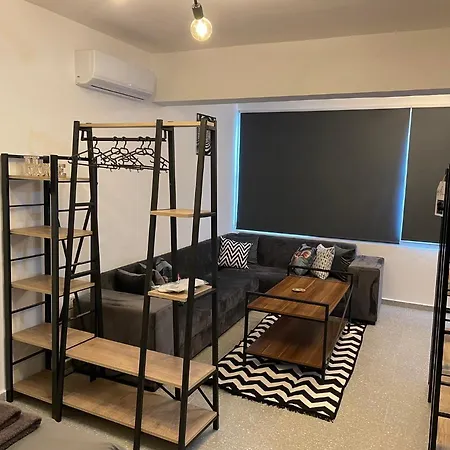Apartmán Mr. In Ortakoy , North + Wifi + Netflix *
