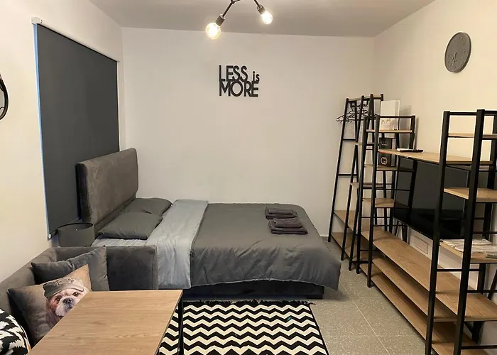 Mr. In Ortakoy , North + Wifi + Netflix Nicosia